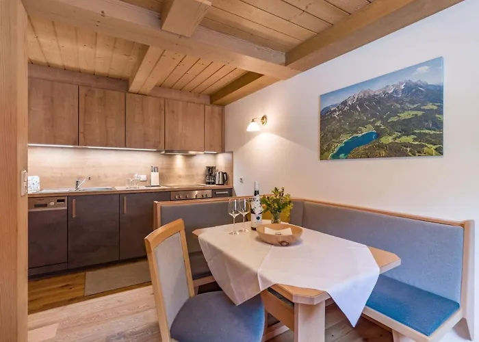 Hinterholzer 3* シェッファウ・アム・ヴィルデン・カイザー