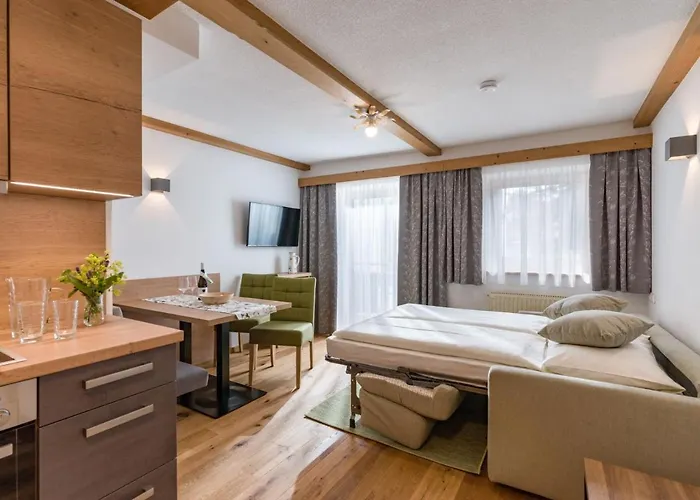 Hinterholzer 3* シェッファウ・アム・ヴィルデン・カイザー